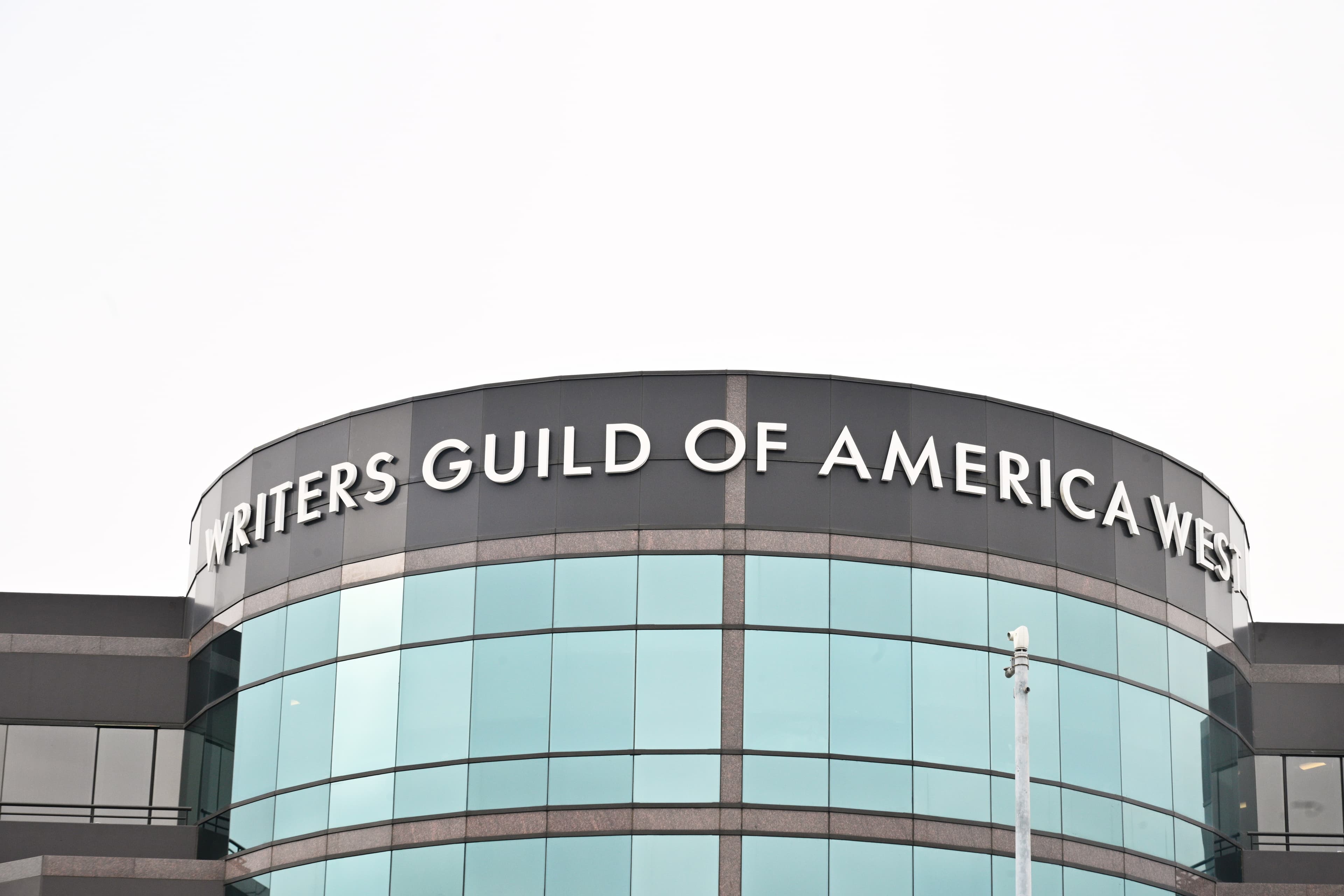 WGA Members Approve Bargaining Agenda Focused on Health Care, Pay, AI