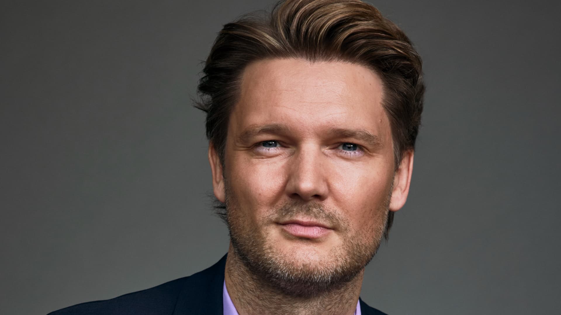 Oliver Jones Exits Apple TV to Join Amazon MGM Studios